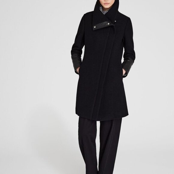 Club Monaco Halli Coat in Black, Women Size Small, 100% Wool w/100% Leather Trim - Picture 3 of 7